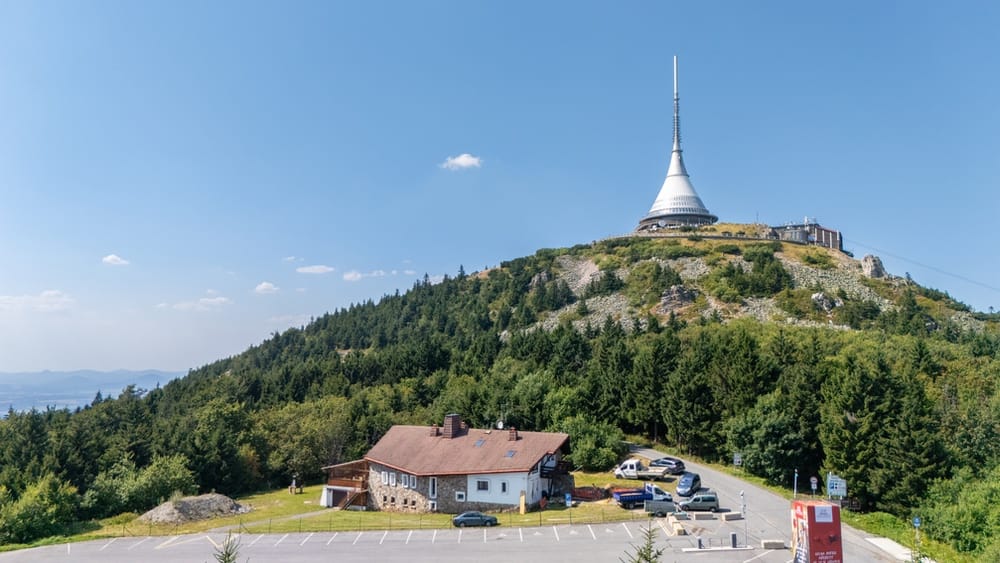 Ikonická horská chata Ještědka, Liberec