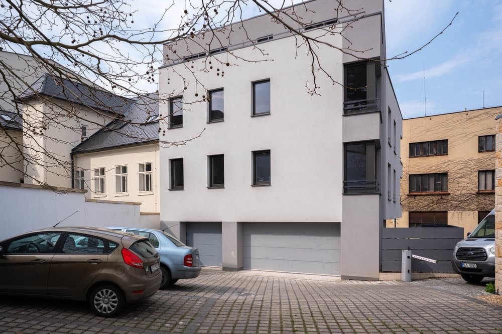 Pronájem reprezentativní ordinace 87 m² v Turnově