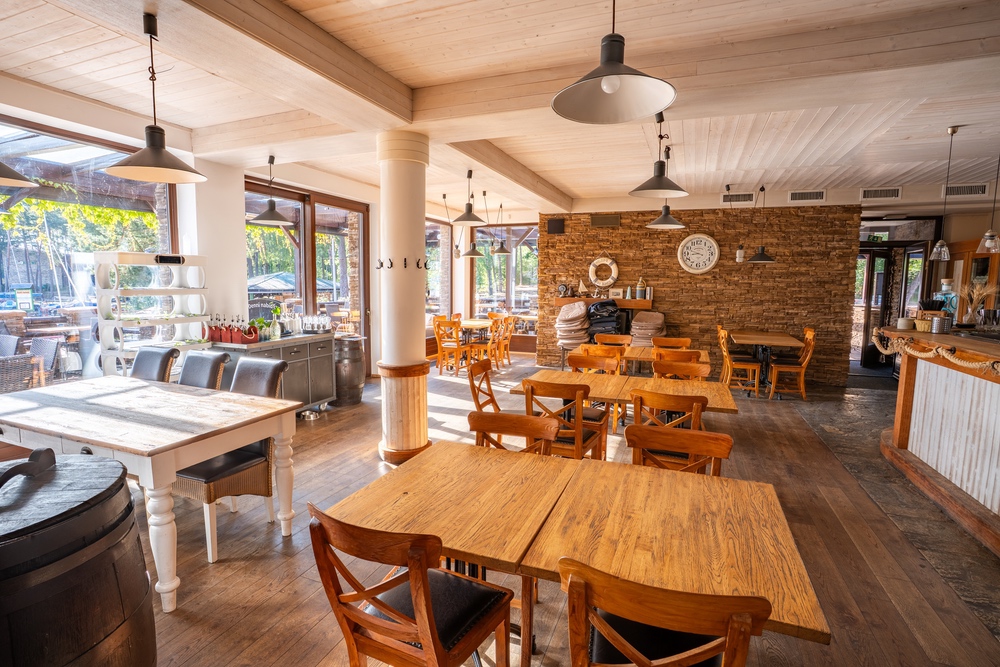 Zařízená Restaurace Nad jezerem, Doksy - Staré Splavy