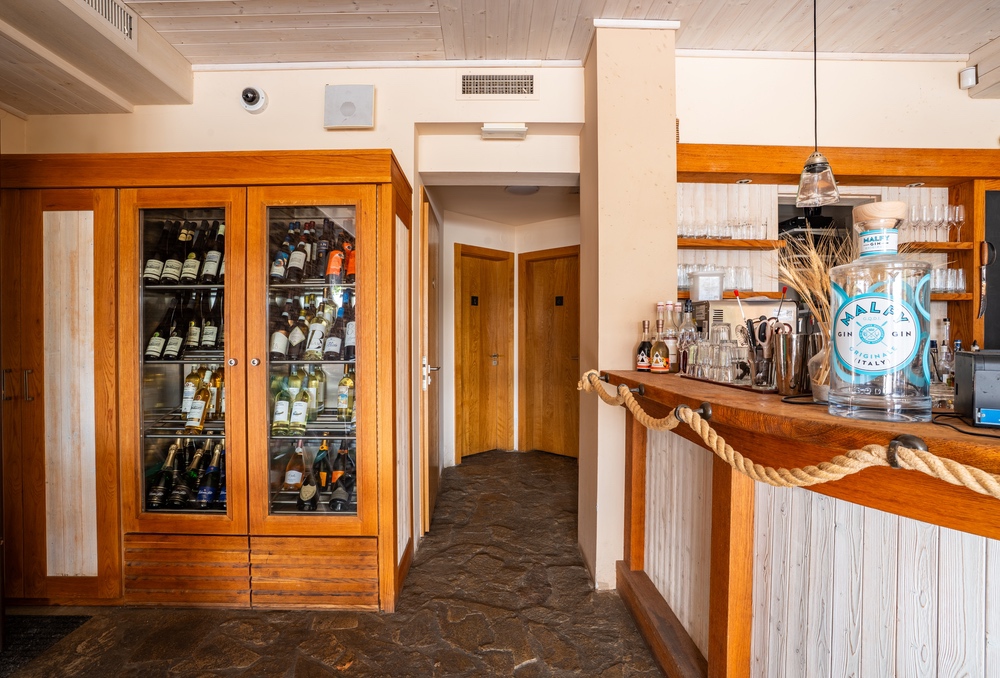 Zařízená Restaurace Nad jezerem, Doksy - Staré Splavy