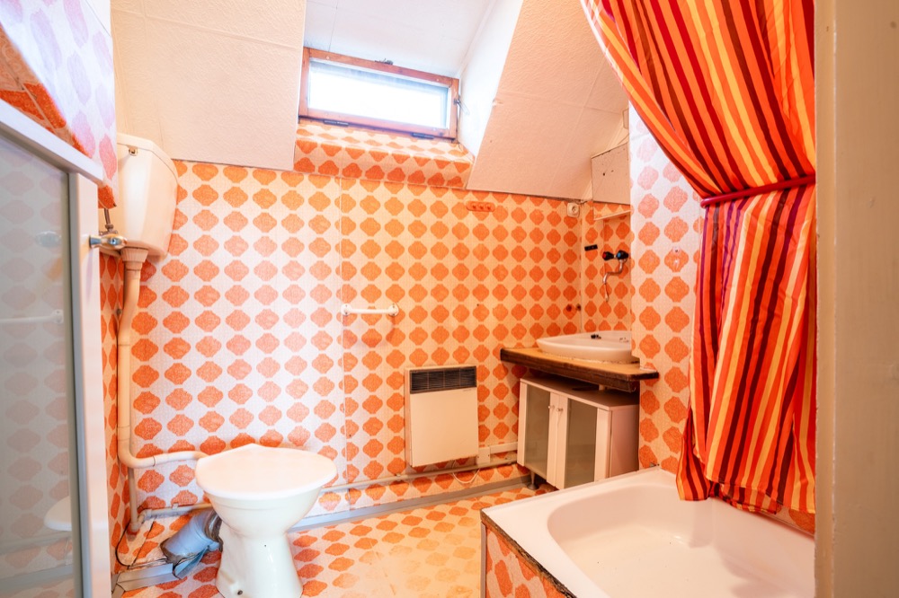 Vícegenerační rodinná vila 320 m² s garáží, bazénem a udržovanou zahradou