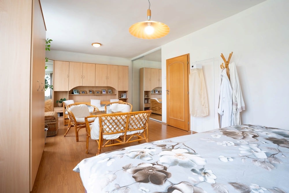 Vícegenerační rodinný dům 300 m² s garáží, zahradou a nerušeným výhledem na Ještěd