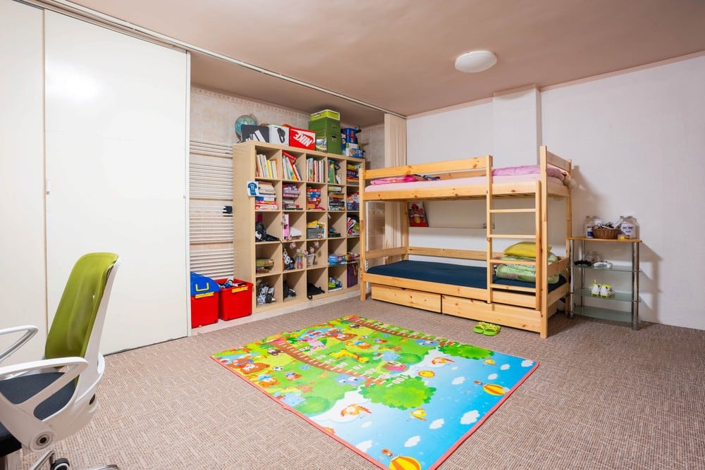 Vícegenerační rodinný dům 300 m² s garáží, zahradou a nerušeným výhledem na Ještěd