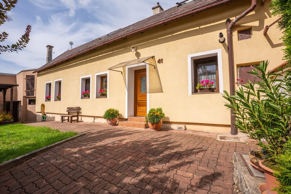 Rodinný dům 3+1 v klidné části Sezemic, Rtyně nad Bílinou