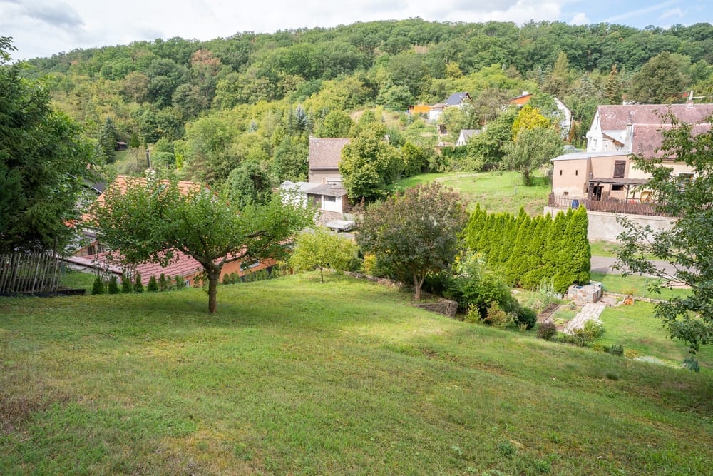 Rodinný dům 3+1 v klidné části Sezemic, Rtyně nad Bílinou