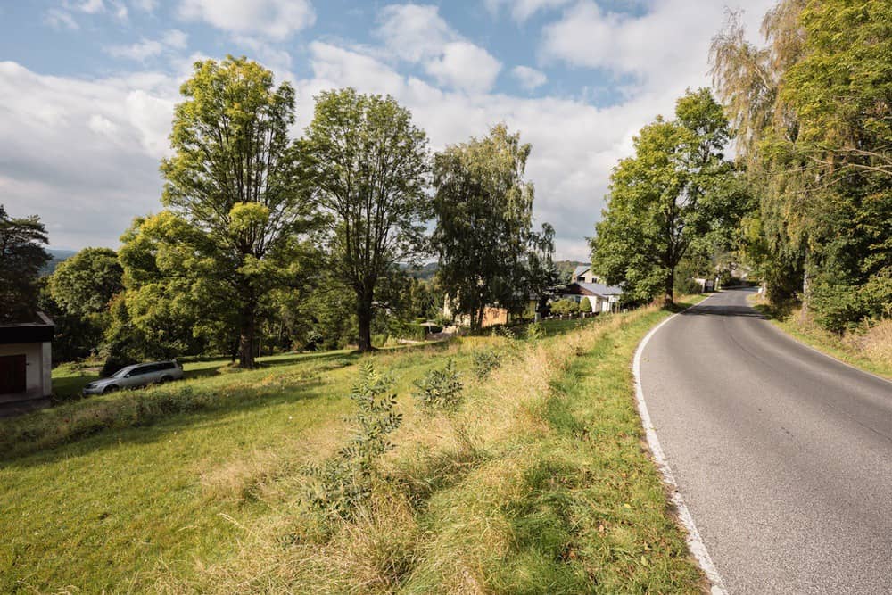 Stavební pozemek 935 m² v žádané liberecké lokalitě - Horská