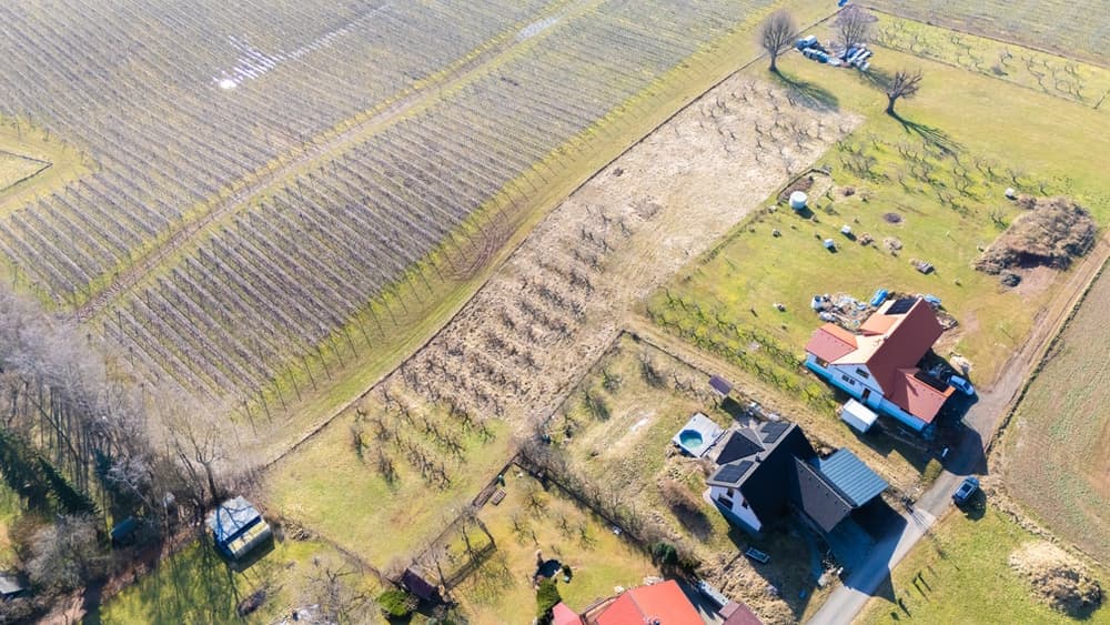 Stavební pozemek 5316 m² v obci Tatobity na úpatí nejvyšší hory Českého ráje Kozákova