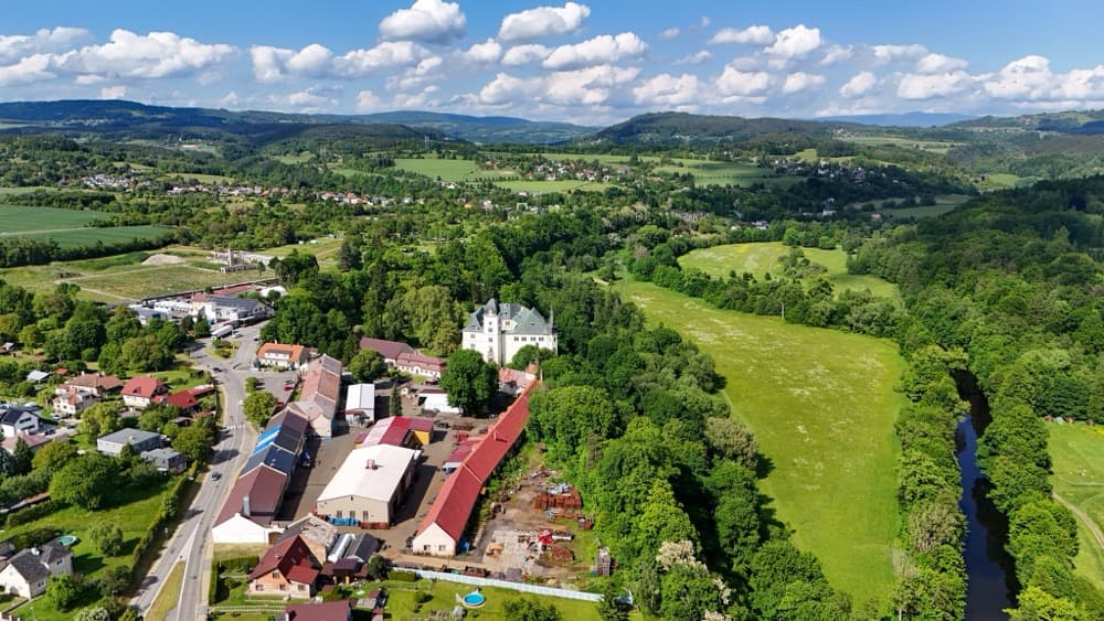 Krásný stavební pozemek 3 378 m² v Turnově - Daliměřicích