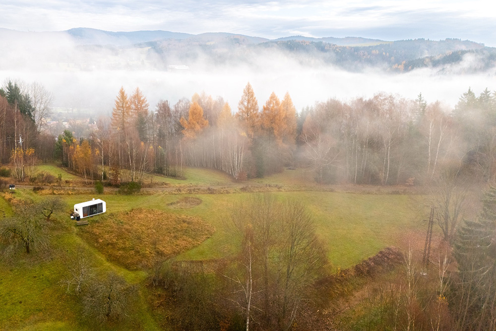 Slunný stavební pozemek 2542 m² na úpatí Jizerských hor